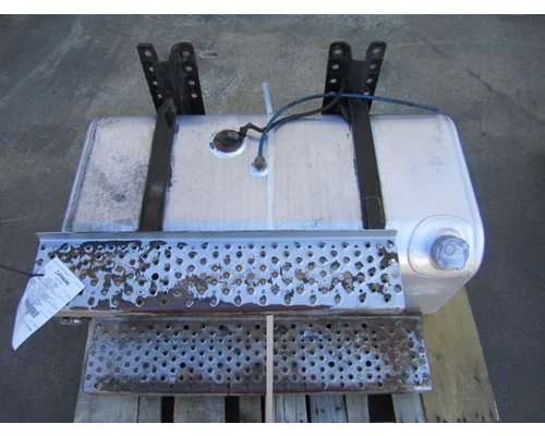 FREIGHTLINER M2 106 FUEL TANK