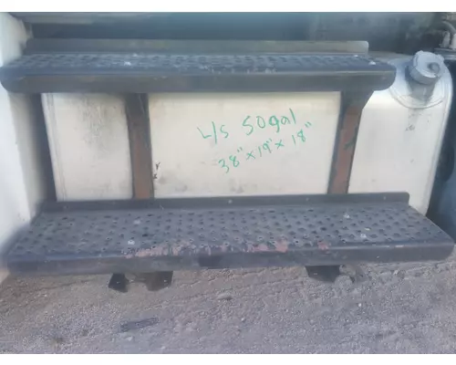 FREIGHTLINER M2 106 FUEL TANK