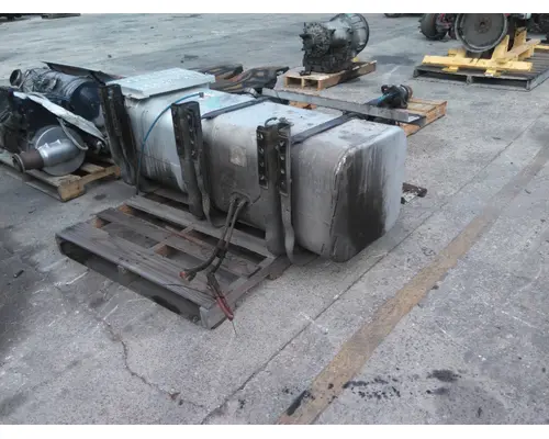 FREIGHTLINER M2 106 FUEL TANK