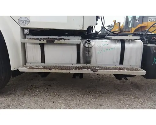 FREIGHTLINER M2 106 FUEL TANK