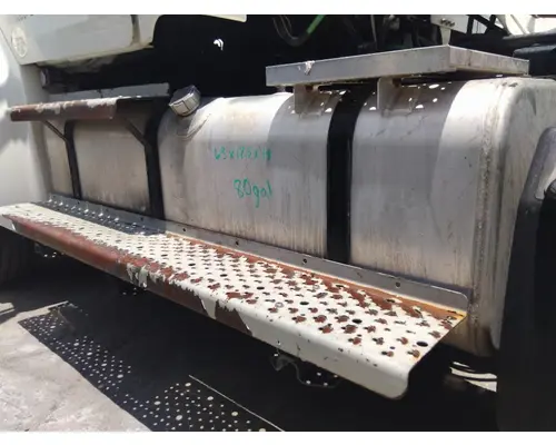 FREIGHTLINER M2 106 FUEL TANK