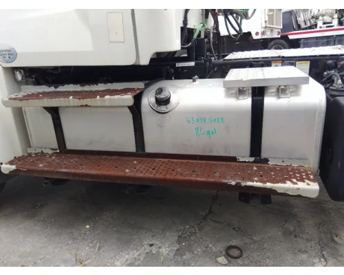 FREIGHTLINER M2 106 FUEL TANK