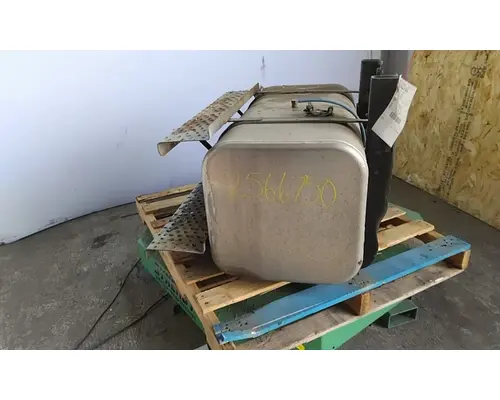FREIGHTLINER M2 106 FUEL TANK