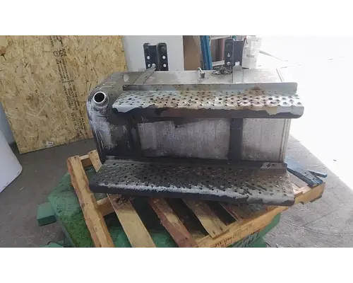FREIGHTLINER M2 106 FUEL TANK