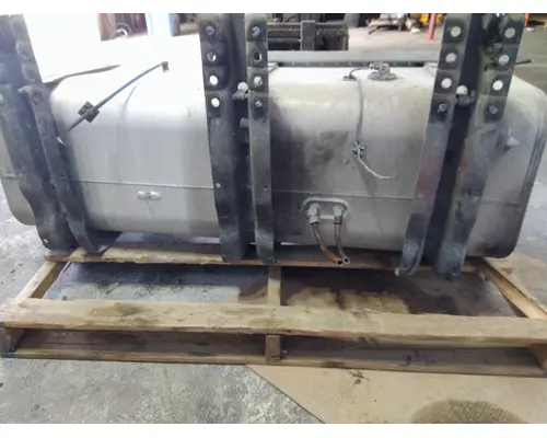 FREIGHTLINER M2 106 FUEL TANK