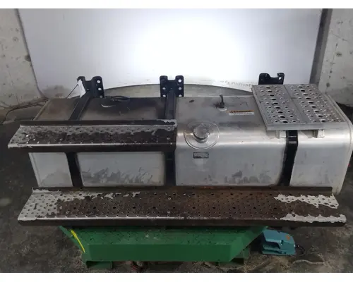 FREIGHTLINER M2 106 FUEL TANK