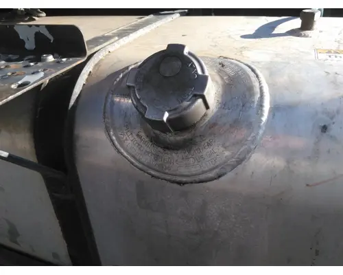 FREIGHTLINER M2 106 FUEL TANK