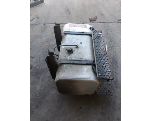 FREIGHTLINER M2 106 FUEL TANK