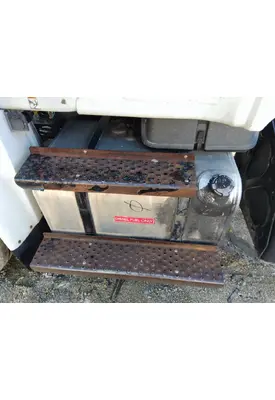 FREIGHTLINER M2 106 FUEL TANK