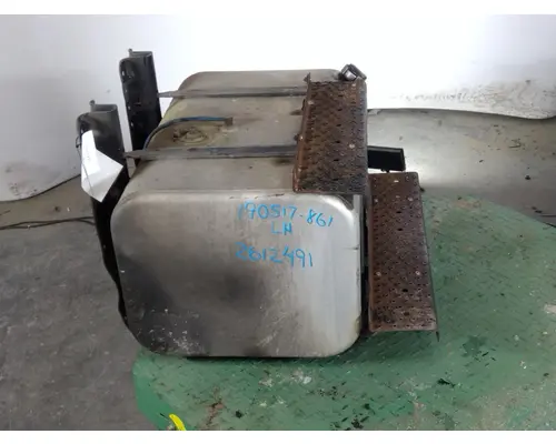 FREIGHTLINER M2 106 FUEL TANK