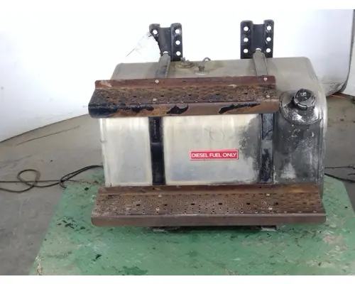 FREIGHTLINER M2 106 FUEL TANK