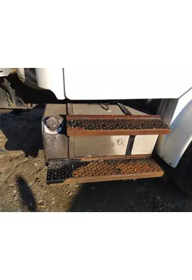 FREIGHTLINER M2 106 FUEL TANK