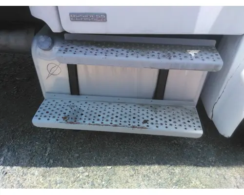 FREIGHTLINER M2 106 FUEL TANK