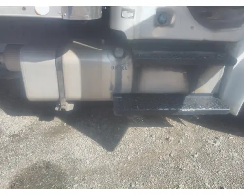 FREIGHTLINER M2 106 FUEL TANK