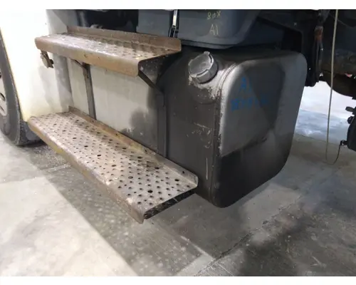 FREIGHTLINER M2 106 FUEL TANK