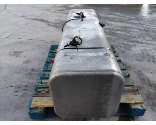 FREIGHTLINER M2 106 FUEL TANK
