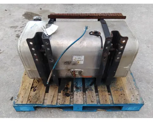 FREIGHTLINER M2 106 FUEL TANK