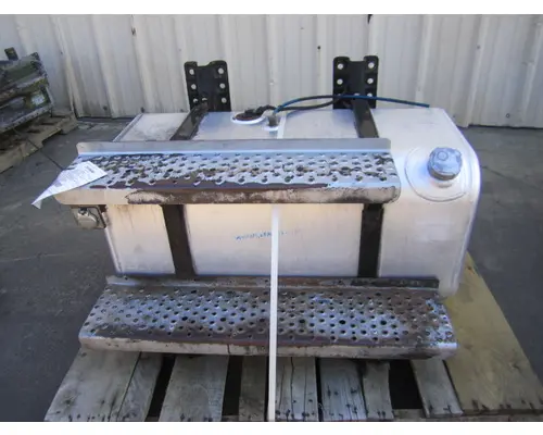 FREIGHTLINER M2 106 FUEL TANK
