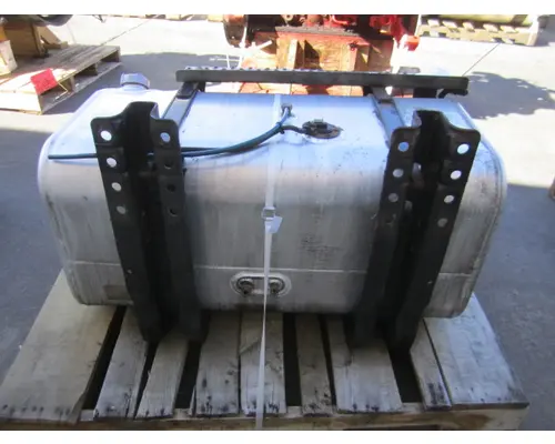 FREIGHTLINER M2 106 FUEL TANK