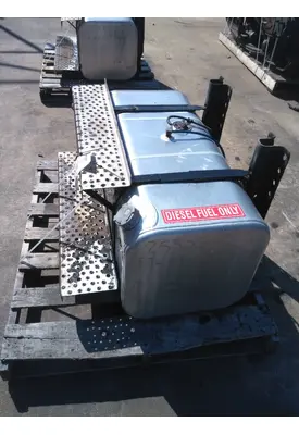 FREIGHTLINER M2 106 FUEL TANK