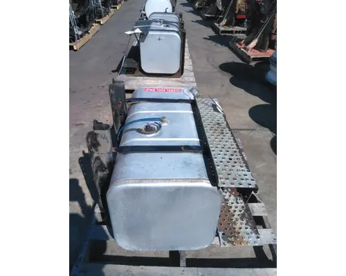 FREIGHTLINER M2 106 FUEL TANK