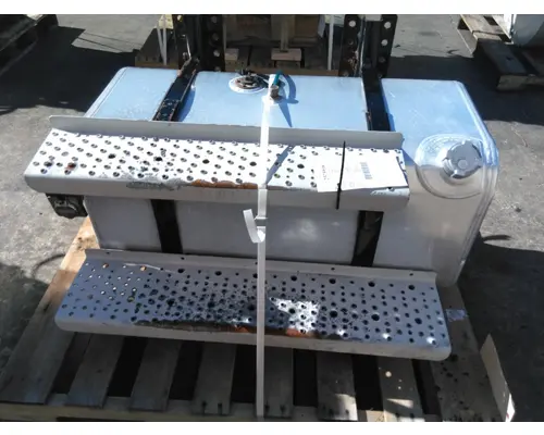 FREIGHTLINER M2 106 FUEL TANK