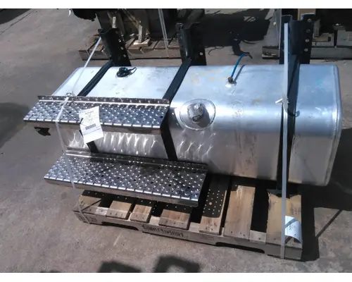 FREIGHTLINER M2 106 FUEL TANK