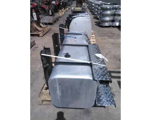 FREIGHTLINER M2 106 FUEL TANK