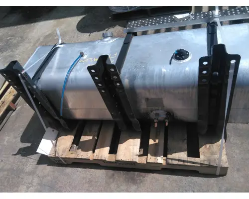 FREIGHTLINER M2 106 FUEL TANK