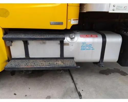FREIGHTLINER M2 106 FUEL TANK