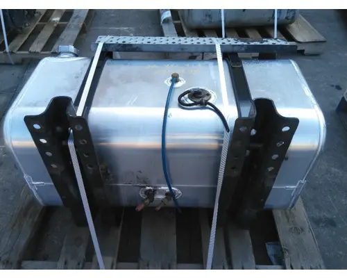 FREIGHTLINER M2 106 FUEL TANK