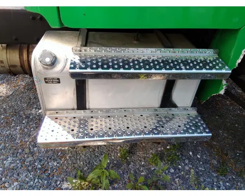 FREIGHTLINER M2 106 FUEL TANK
