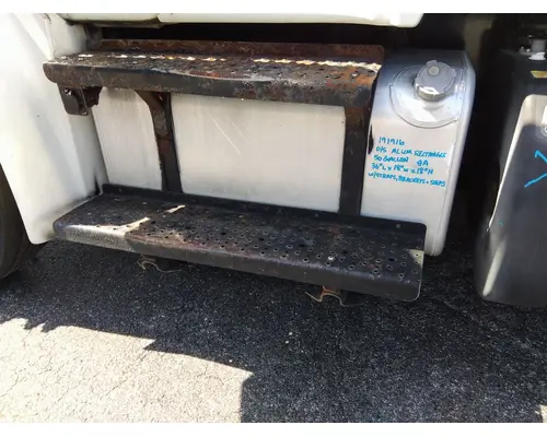FREIGHTLINER M2 106 FUEL TANK