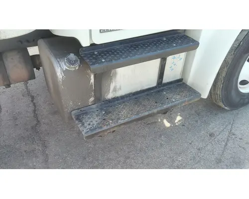 FREIGHTLINER M2 106 FUEL TANK