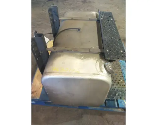 FREIGHTLINER M2 106 FUEL TANK