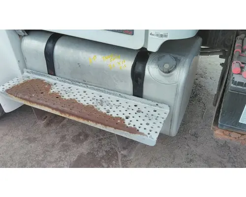 FREIGHTLINER M2 106 FUEL TANK
