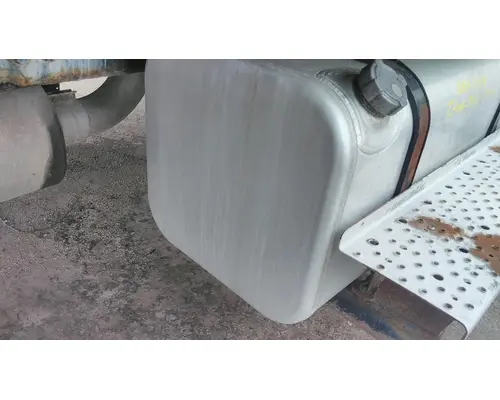 FREIGHTLINER M2 106 FUEL TANK