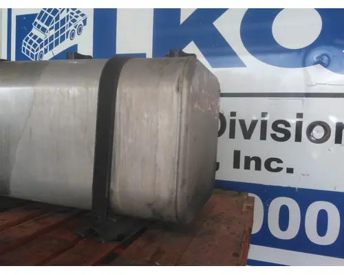 FREIGHTLINER M2 106 FUEL TANK