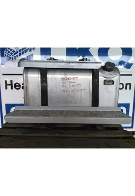 FREIGHTLINER M2 106 FUEL TANK