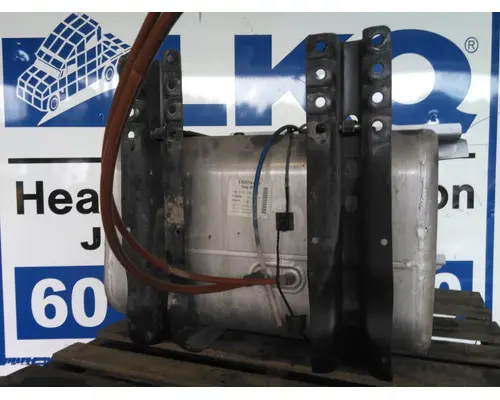 FREIGHTLINER M2 106 FUEL TANK