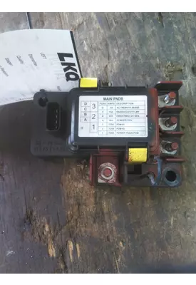 FREIGHTLINER M2 106 FUSE BOX