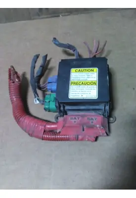 FREIGHTLINER M2 106 FUSE BOX
