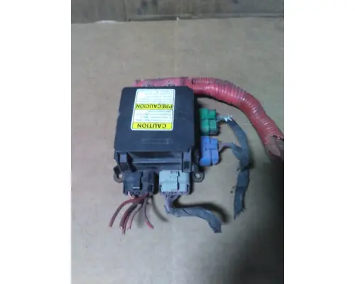 FREIGHTLINER M2 106 FUSE BOX