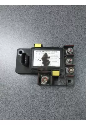 FREIGHTLINER M2 106 FUSE BOX