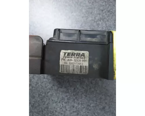 FREIGHTLINER M2 106 FUSE BOX