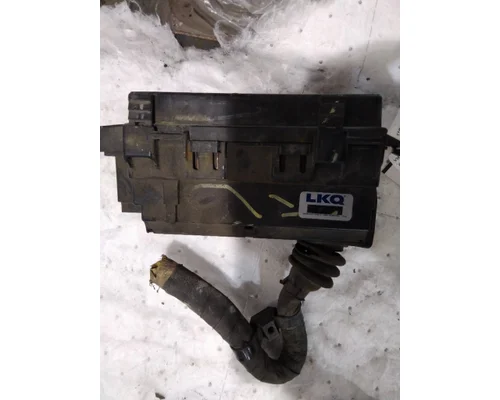 FREIGHTLINER M2 106 FUSE BOX