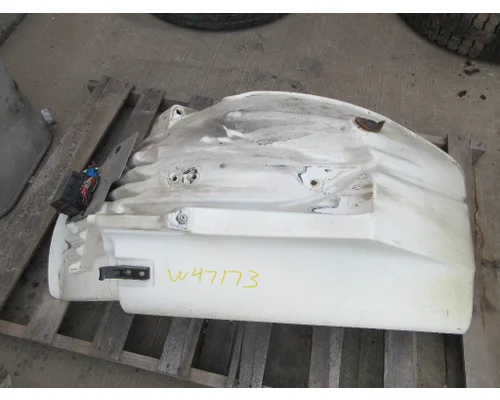FREIGHTLINER M2-106 Fender Extension