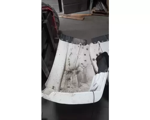 FREIGHTLINER M2-106 Fender Extension
