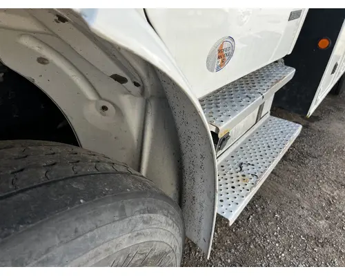 FREIGHTLINER M2 106 Fender Extension
