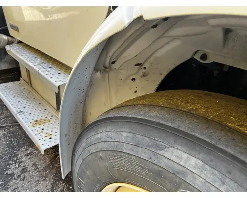 FREIGHTLINER M2 106 Fender Extension